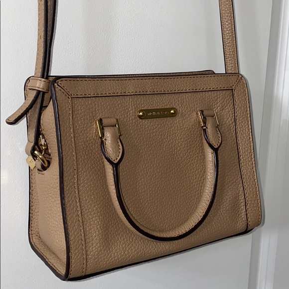 Michael Kors Handbags - Michael Kors handbag